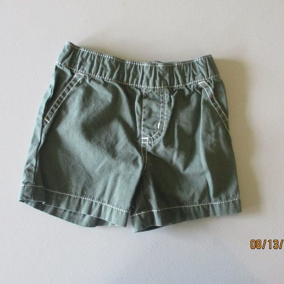 😀3pcs carters 2pc set and a onesie FREE with purchase - Picture 6 of 7